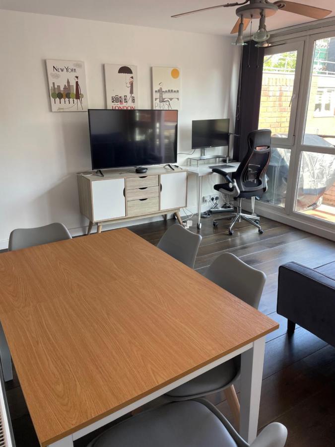 Lovely 2 Bedroom Flat In Central Londen Buitenkant foto
